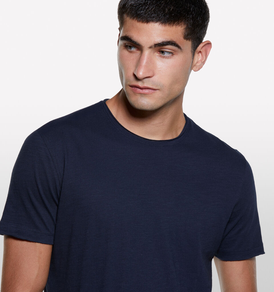 Μπλούζα κοντομάνικη μπλε σκούρο slim fit - μπλουζάκια κοντομάνικα ανδρικά - Σκουρο Μπλε | Sisley image number 4